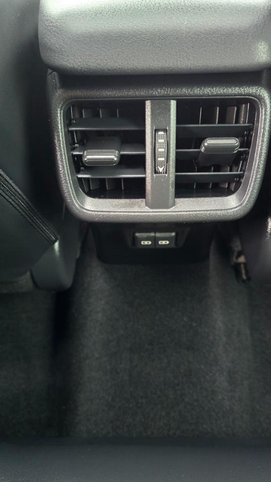 Lexus UX 250h Base 2021
