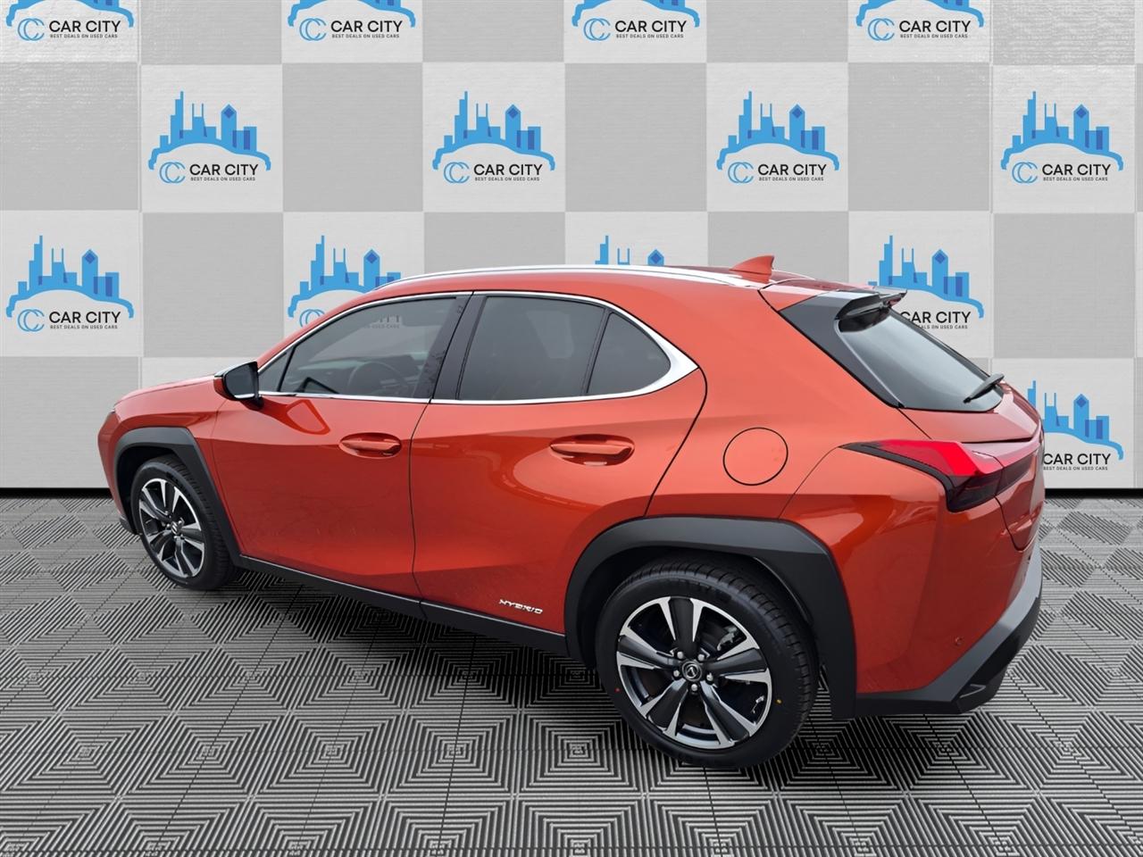 Lexus UX 250h Base 2021
