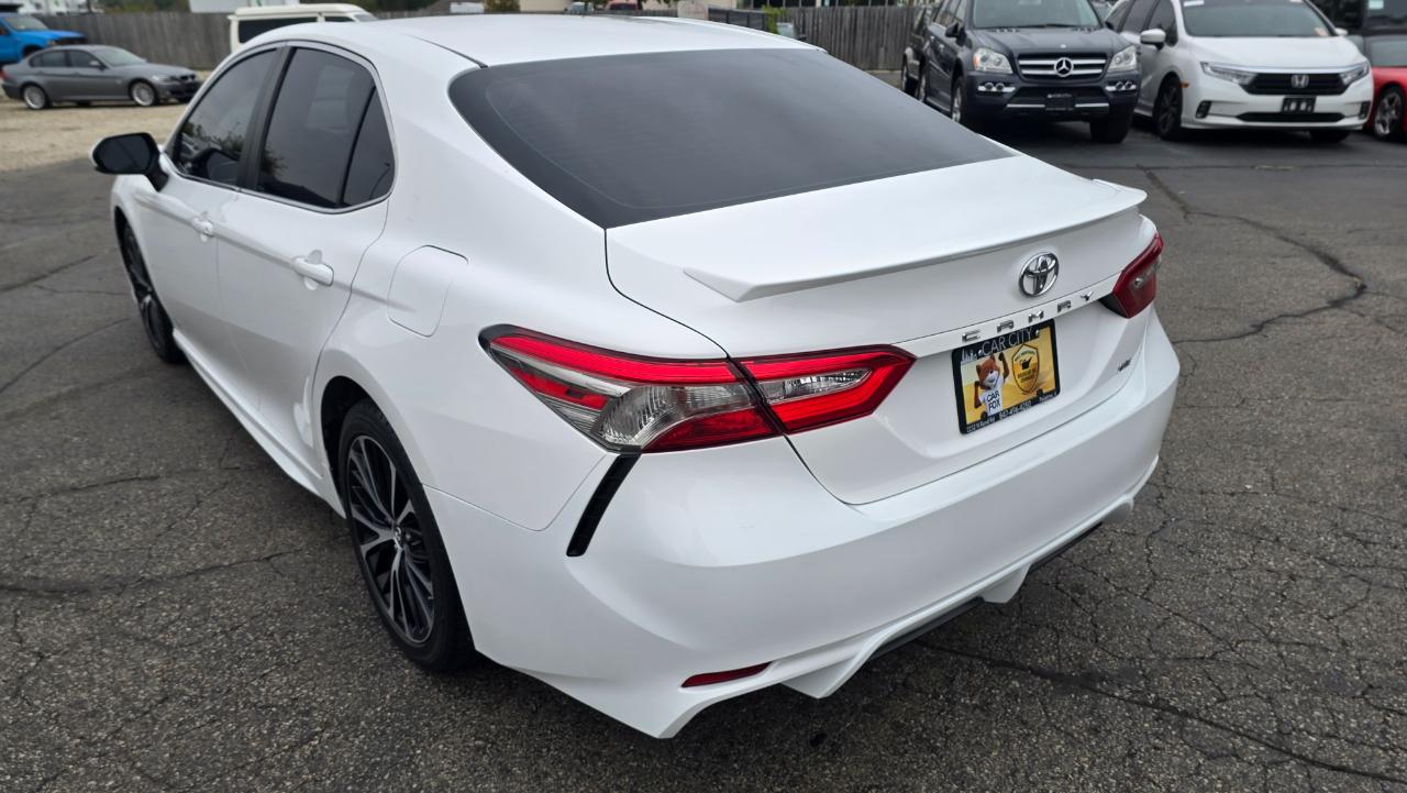 Toyota Camry SE 4D Sedan 2018
