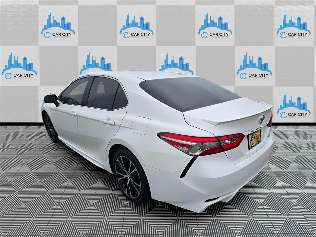Toyota Camry SE 4D Sedan 2018
