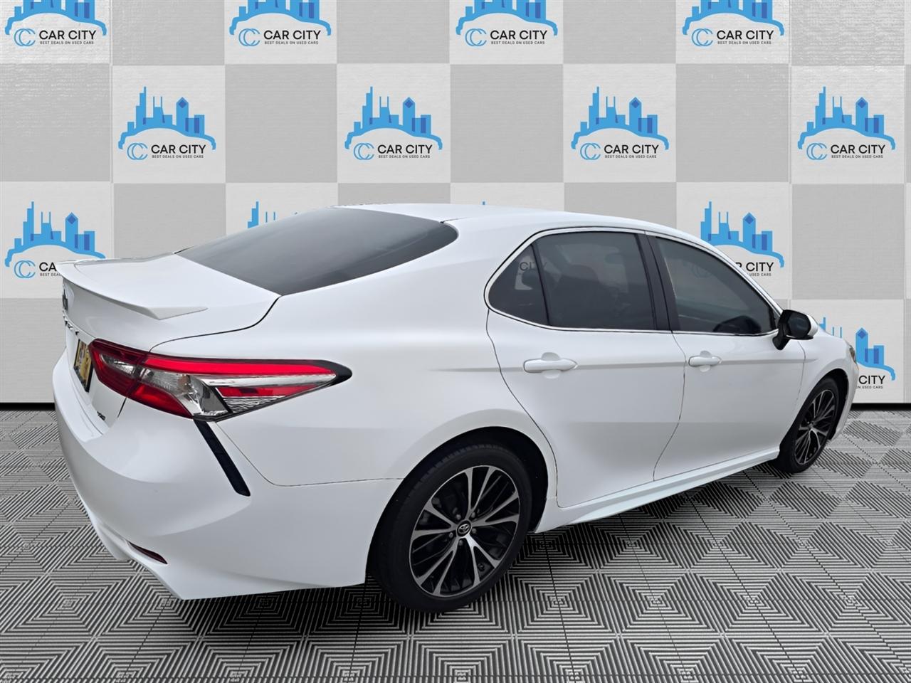 Toyota Camry SE 4D Sedan 2018