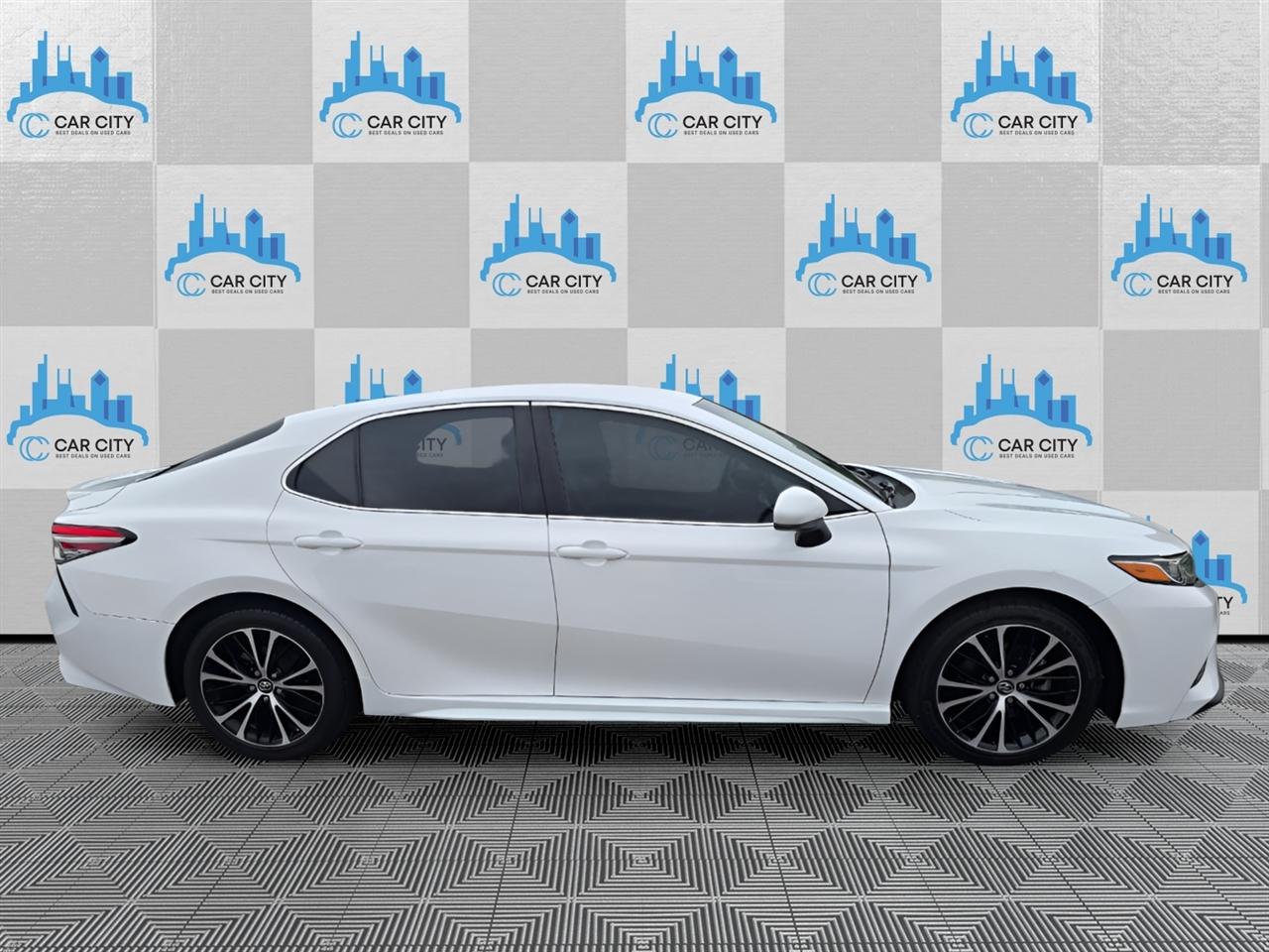 Toyota Camry SE 4D Sedan 2018