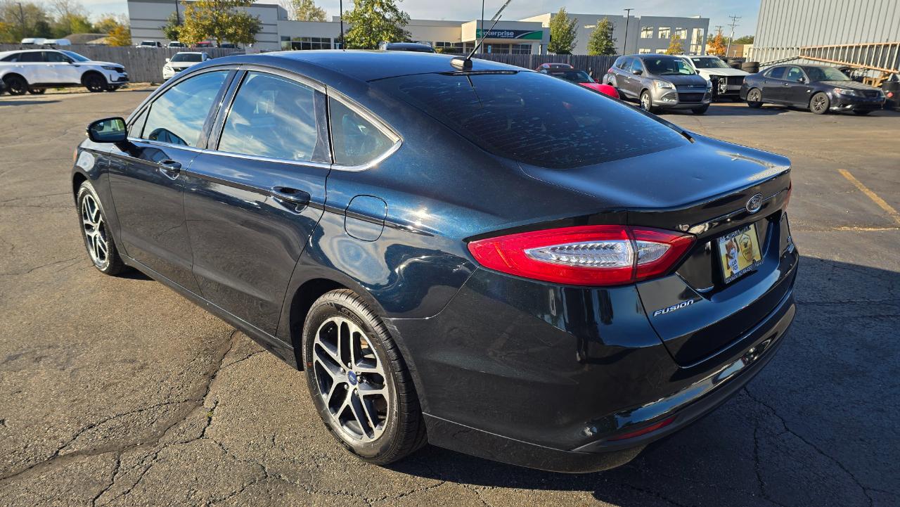 Ford Fusion SE 2014