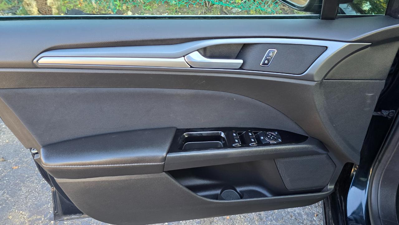 Ford Fusion SE 2014