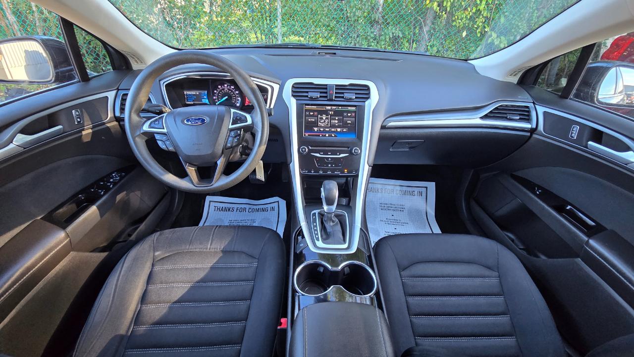 Ford Fusion SE 2014