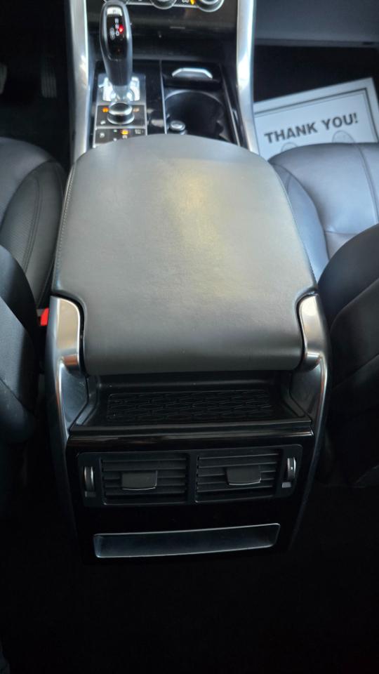 Land Rover Range Rover Sport 3.0L V6 Supercharged SE 2014