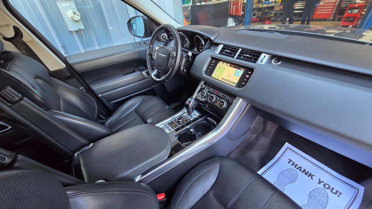 Land Rover Range Rover Sport 3.0L V6 Supercharged SE 2014