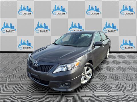 2010 Toyota Camry SE 6-Spd AT