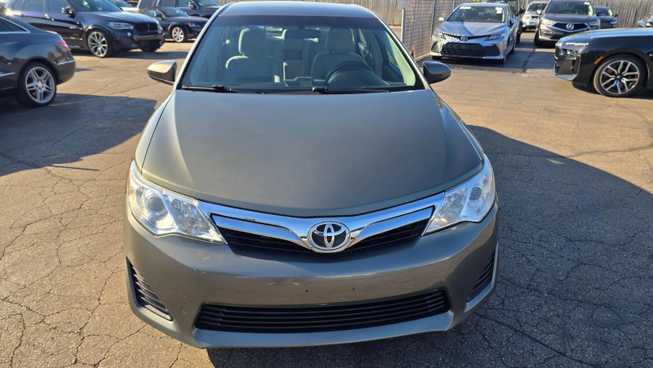 Toyota Camry L 2012