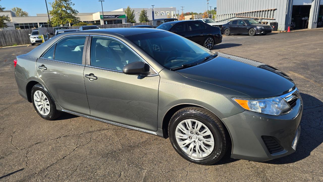 Toyota Camry L 2012