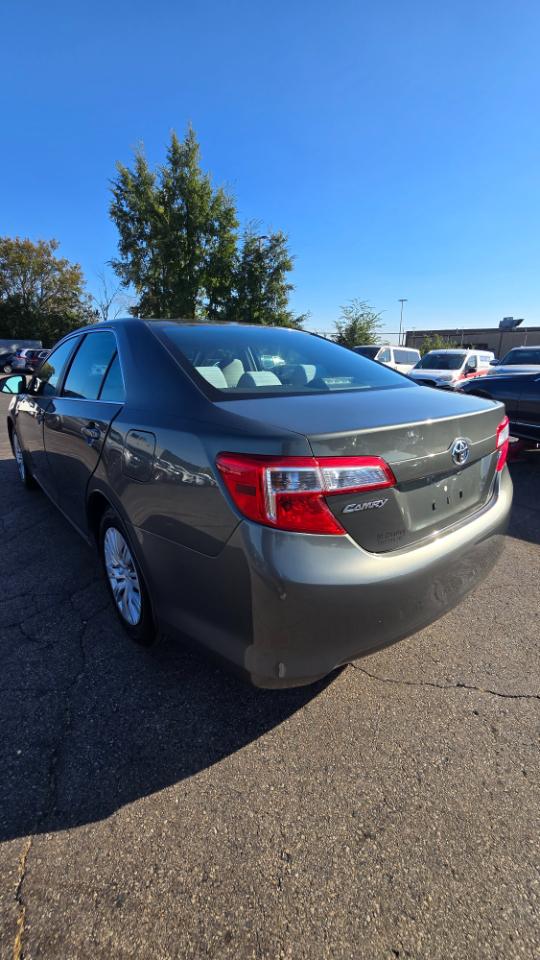 Toyota Camry L 2012