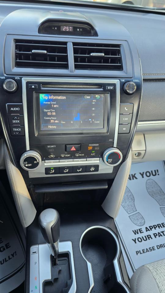 Toyota Camry L 2012