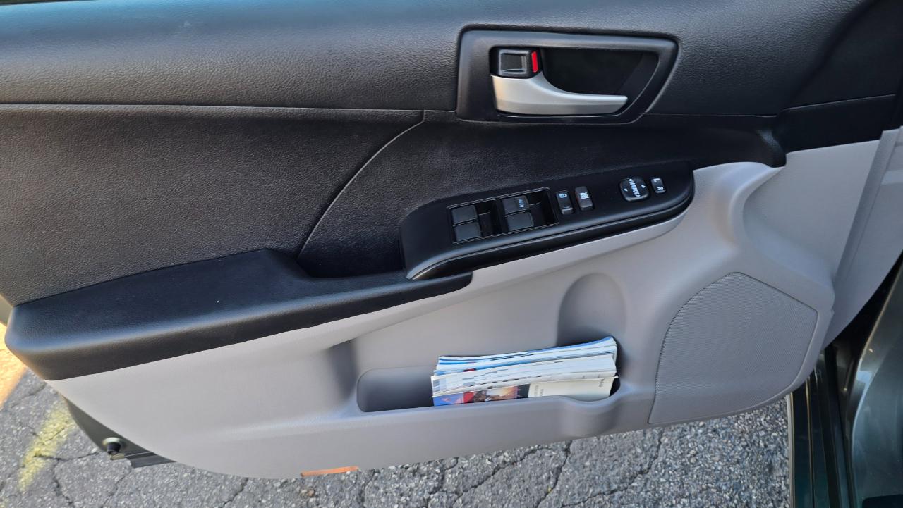 Toyota Camry L 2012