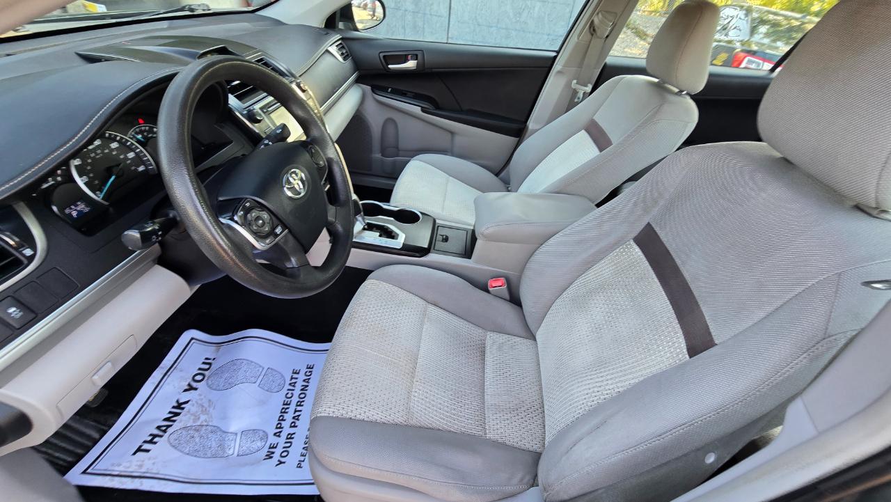 Toyota Camry L 2012