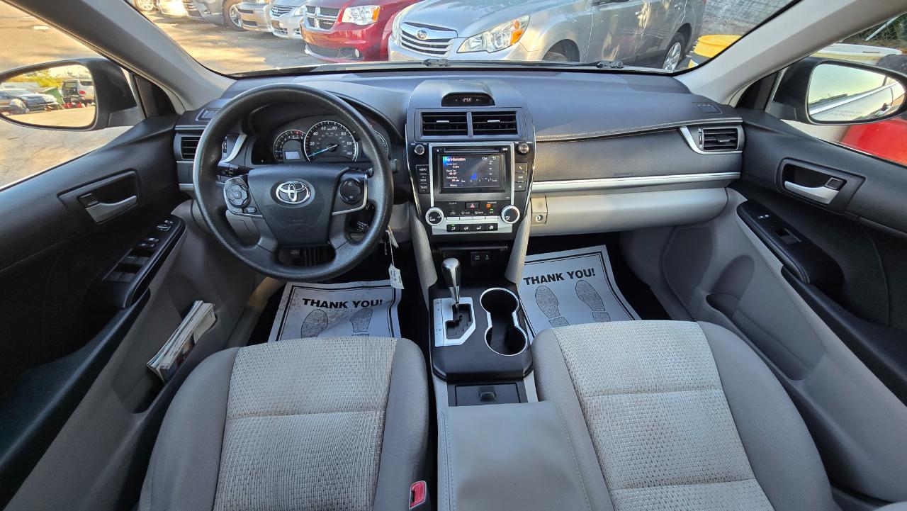 Toyota Camry L 2012