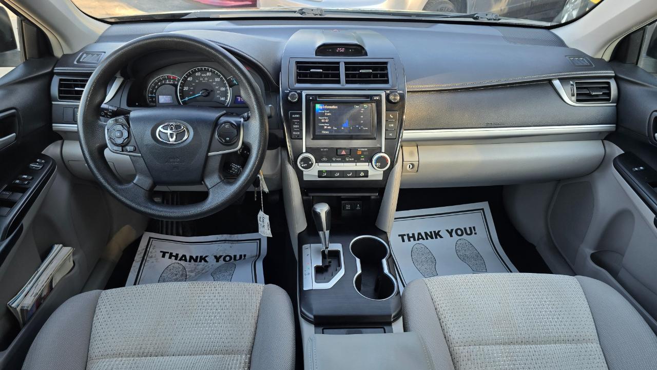 Toyota Camry L 2012