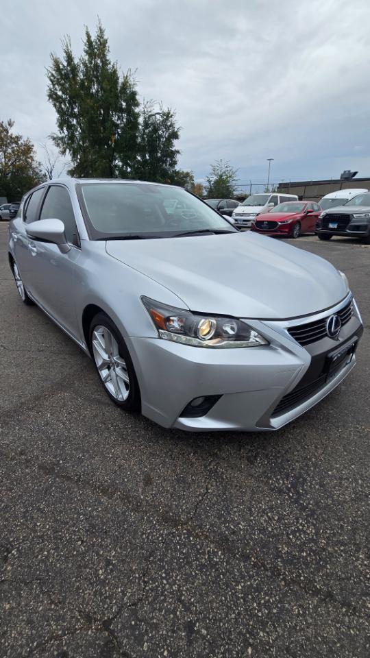Lexus CT 200h Base 2015