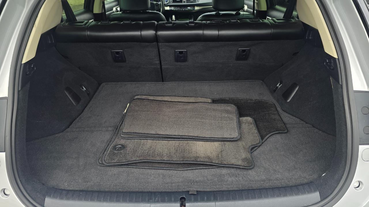 Lexus CT 200h Base 2015