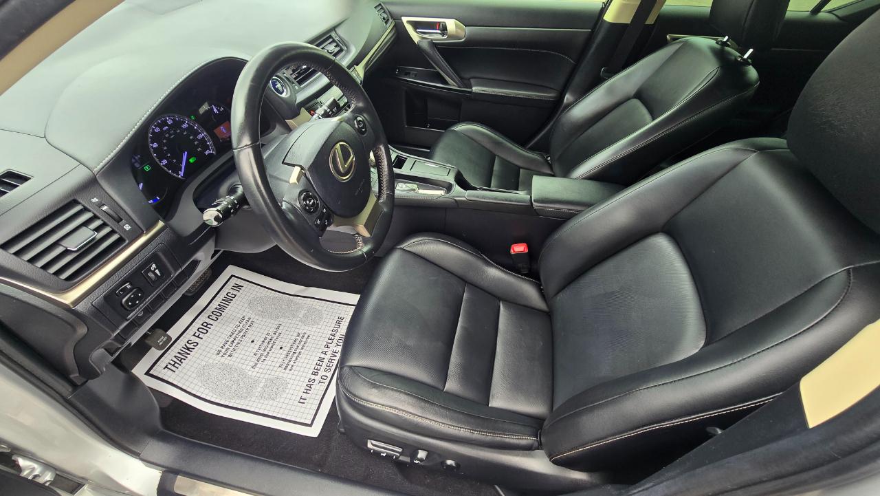 Lexus CT 200h Base 2015