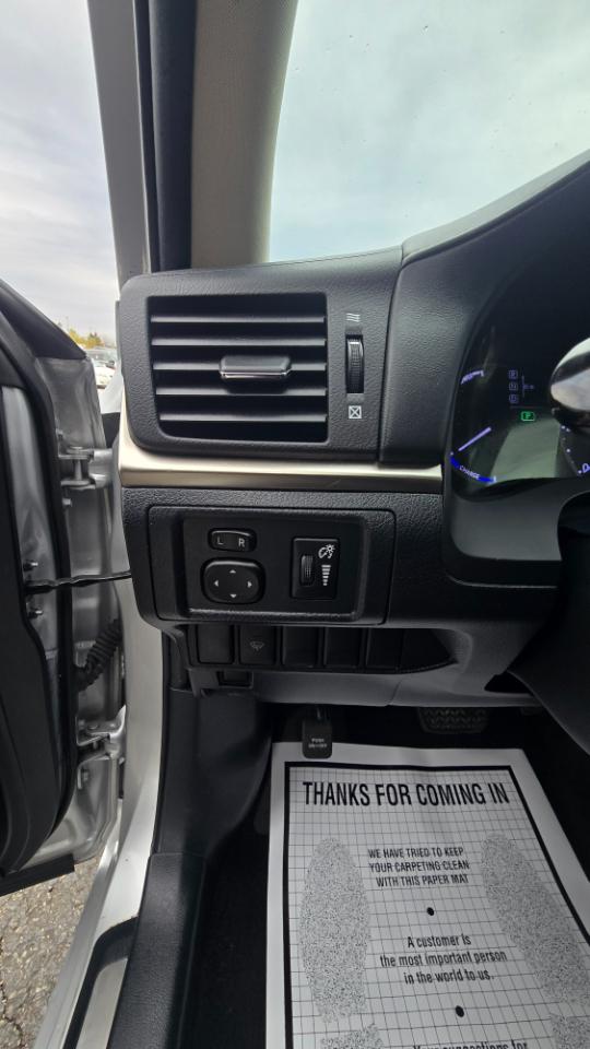 Lexus CT 200h Base 2015