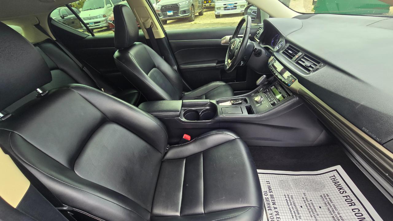 Lexus CT 200h Base 2015