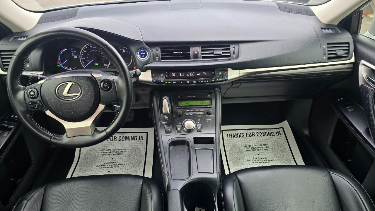 Lexus CT 200h Base 2015