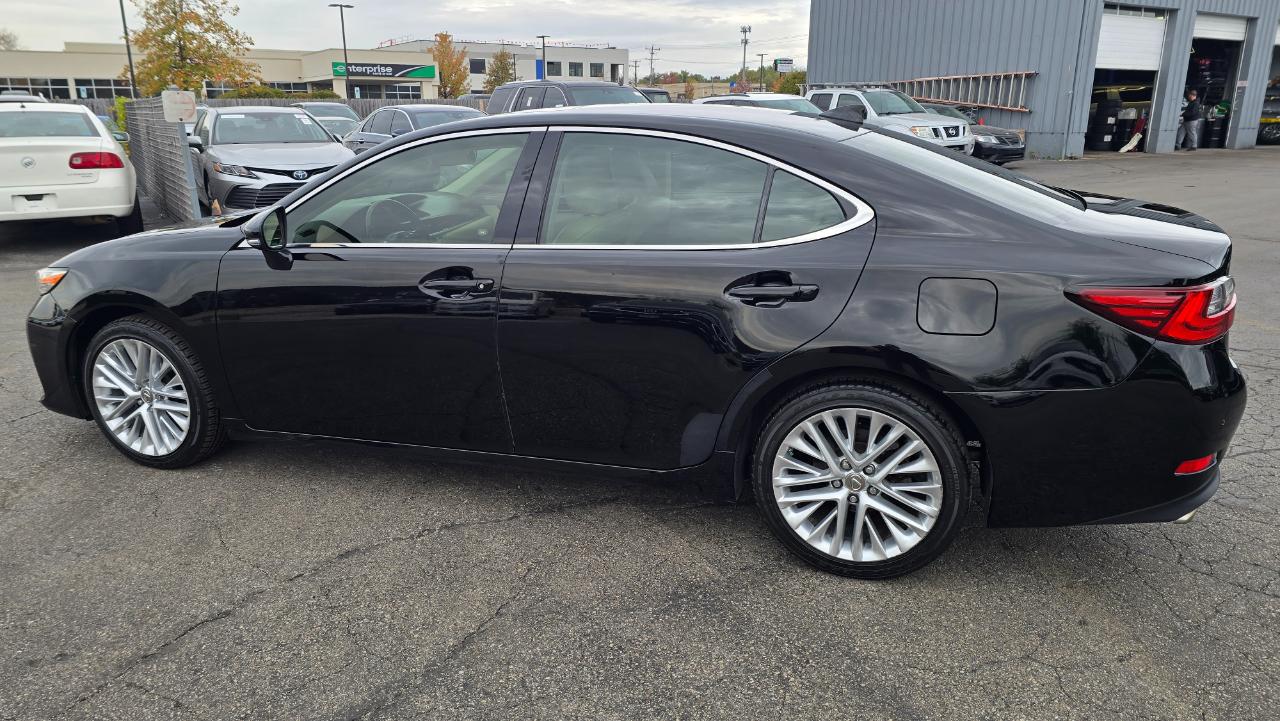 Lexus ES 350 Sedan 2016