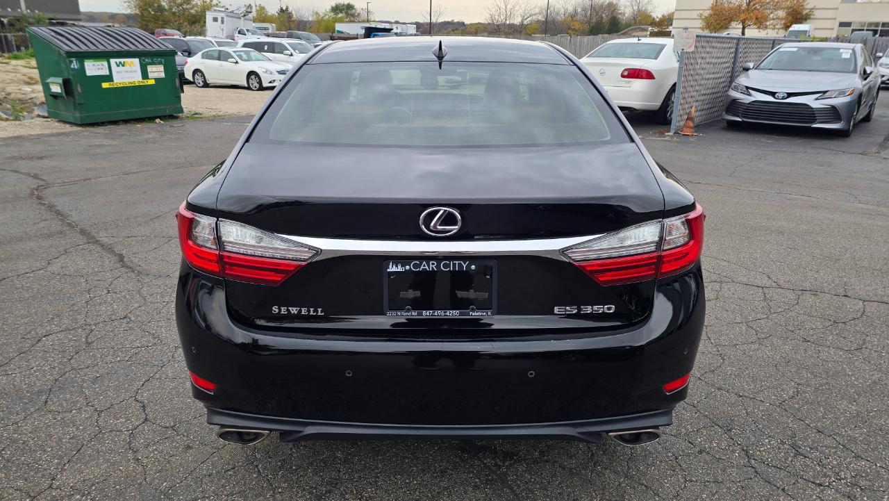 Lexus ES 350 Sedan 2016