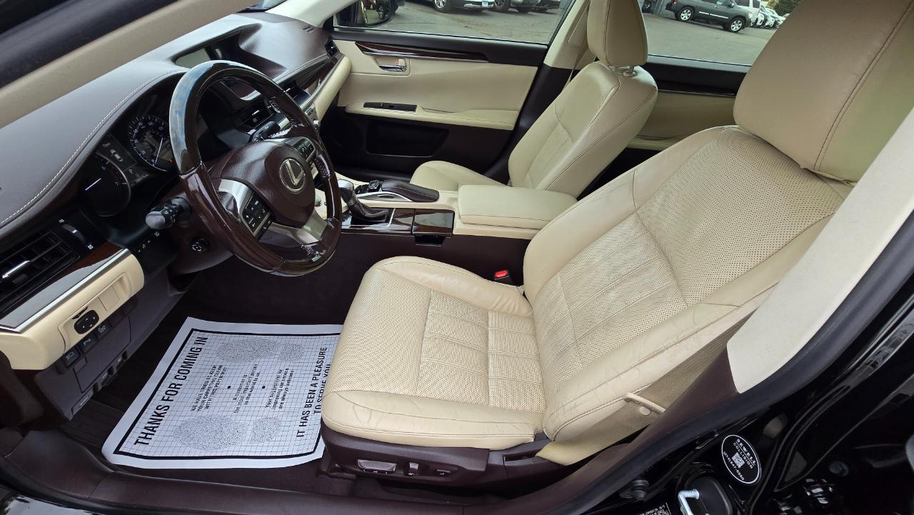 Lexus ES 350 Sedan 2016