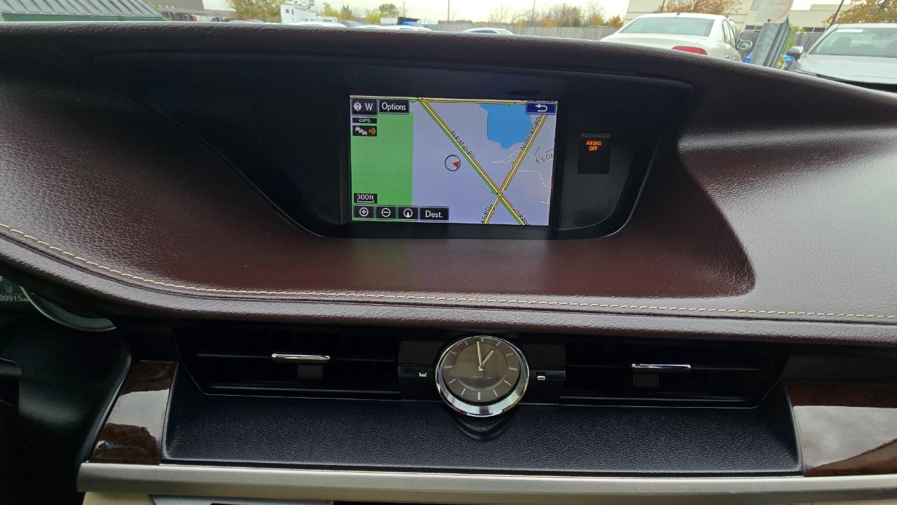 Lexus ES 350 Sedan 2016