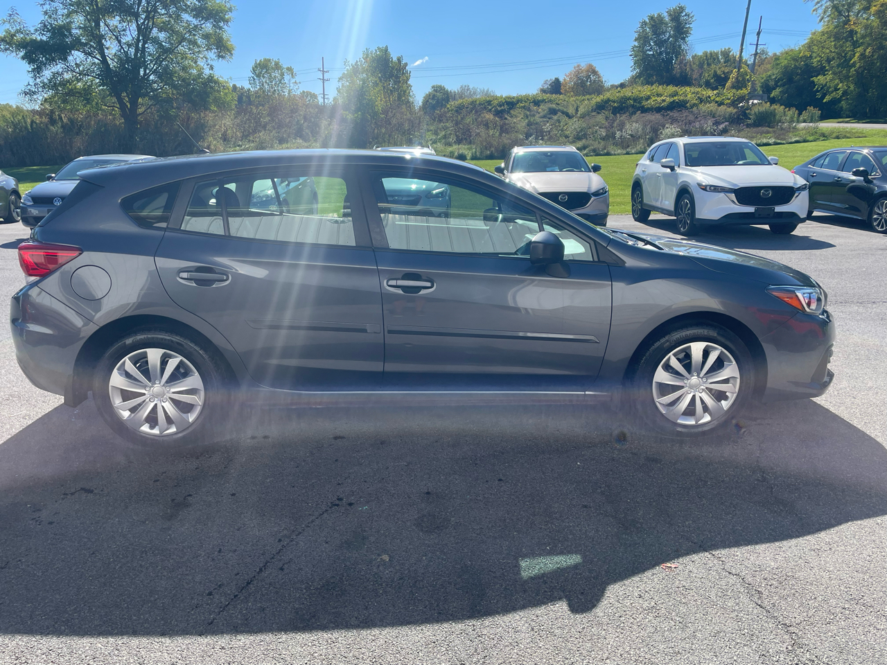 2022 Subaru Impreza 2.0i photo 2