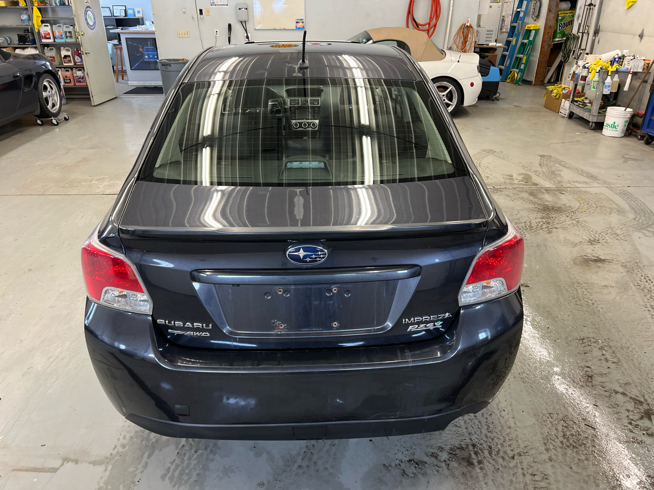 Subaru Impreza 2.0i Premium PZEV 4-Door 2016