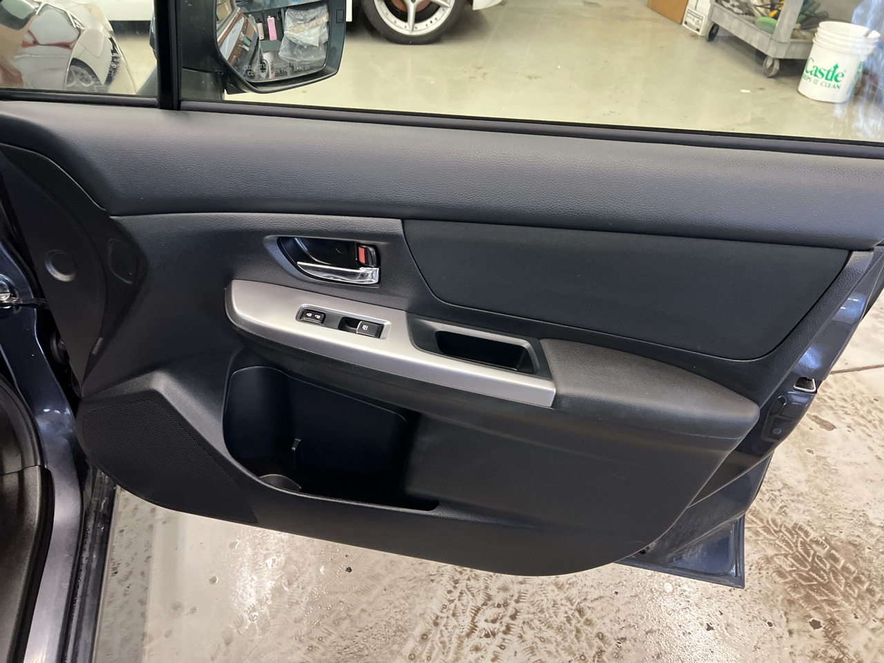 Subaru Impreza 2.0i Premium PZEV 4-Door 2016