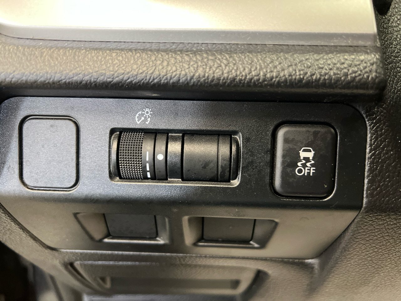 Subaru Impreza 2.0i Premium PZEV 4-Door 2016