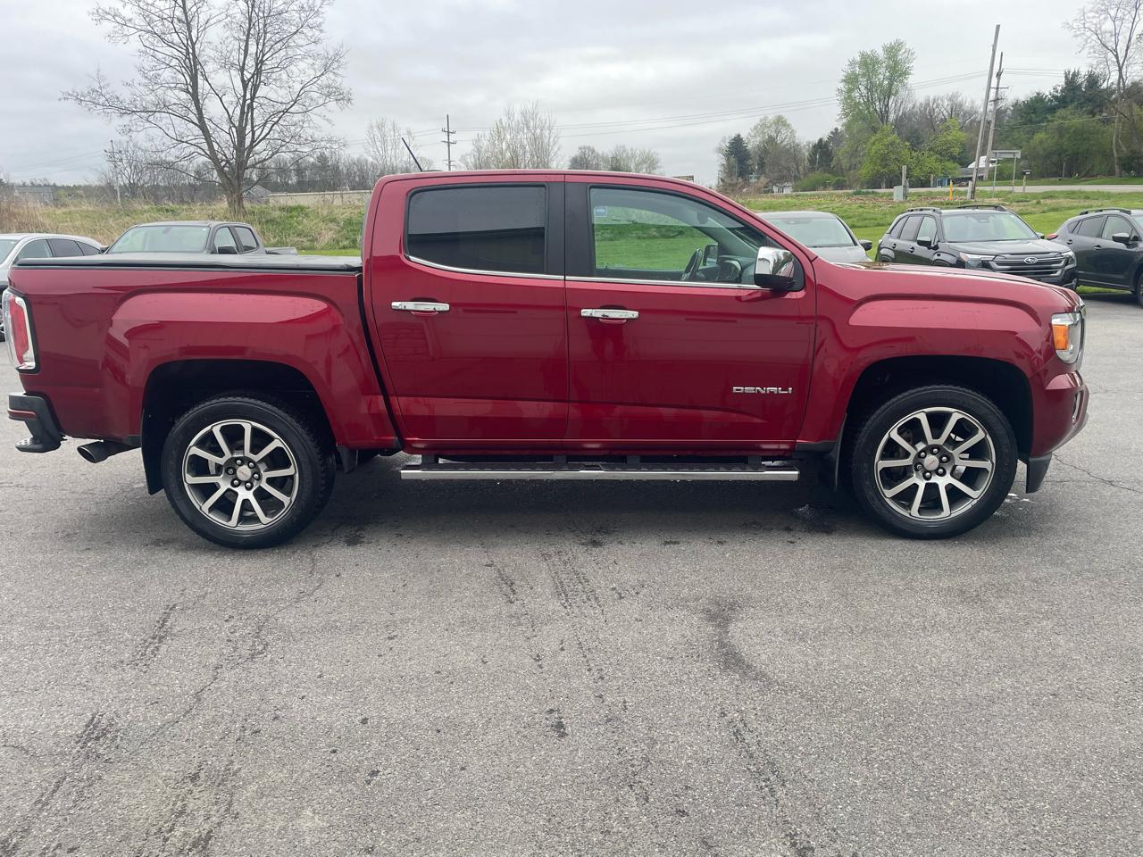 GMC Canyon Denali Crew Cab 4WD Long Box 2020