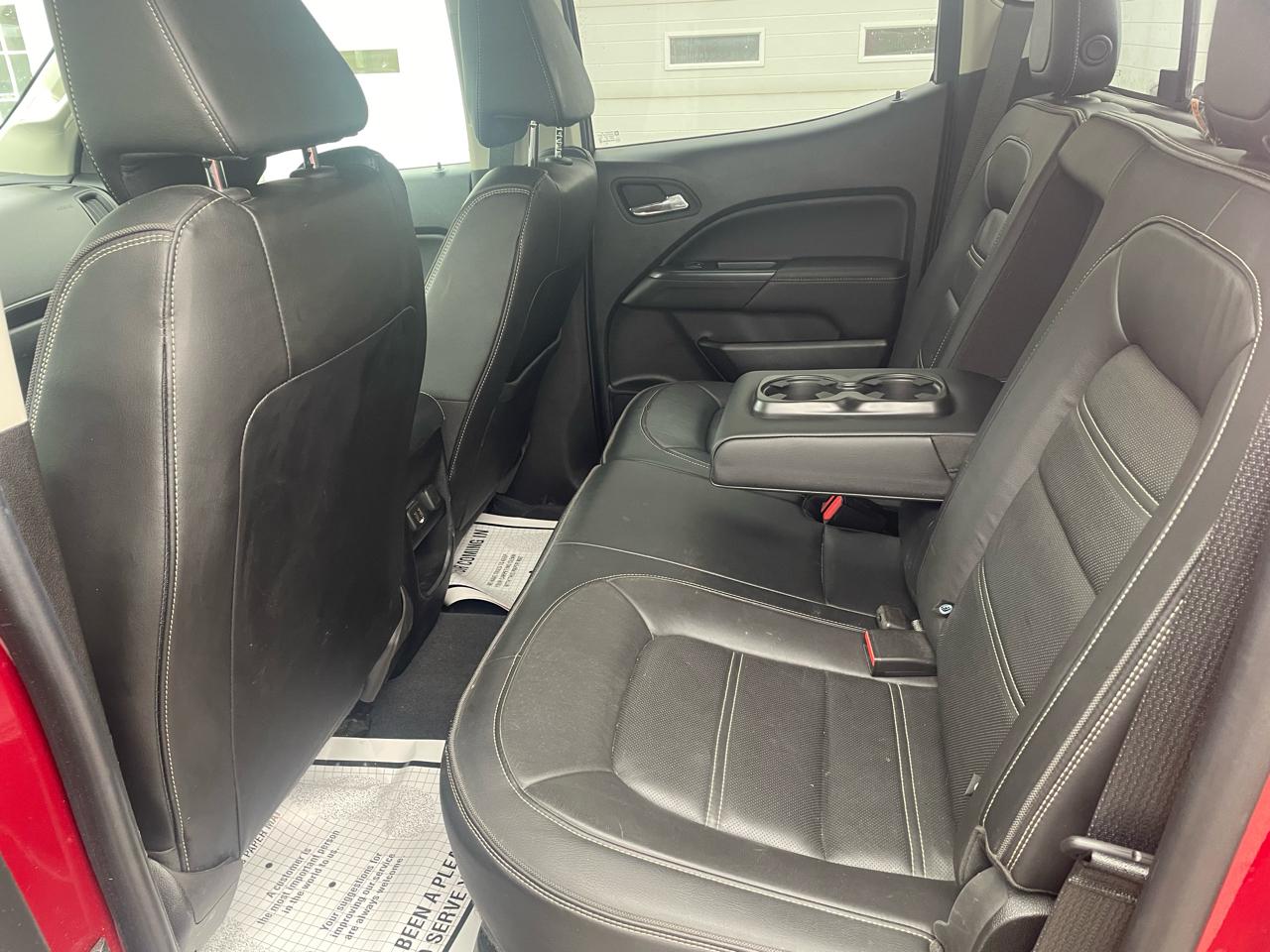 GMC Canyon Denali Crew Cab 4WD Long Box 2020