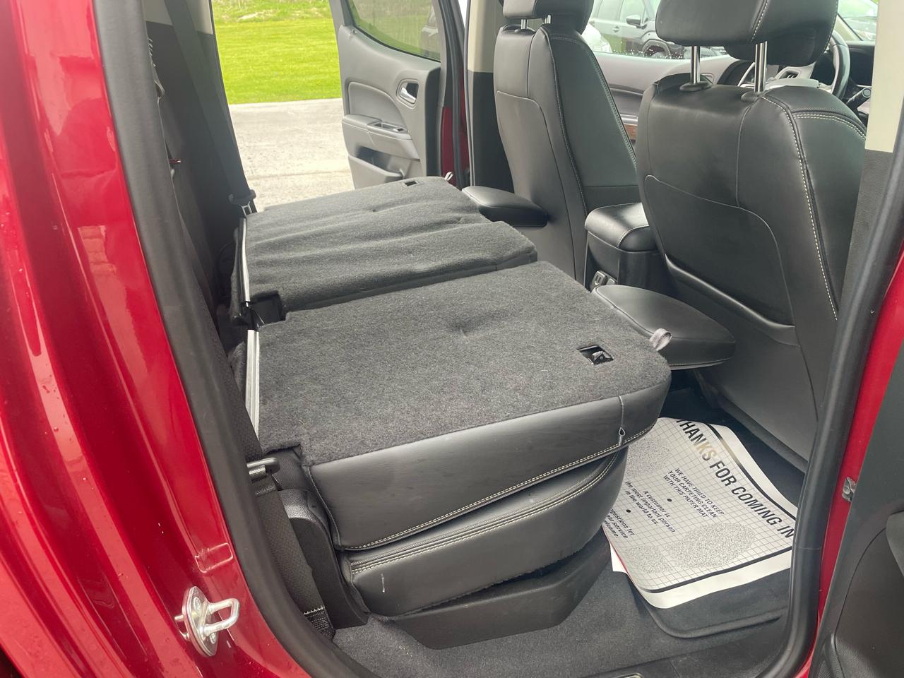 GMC Canyon Denali Crew Cab 4WD Long Box 2020