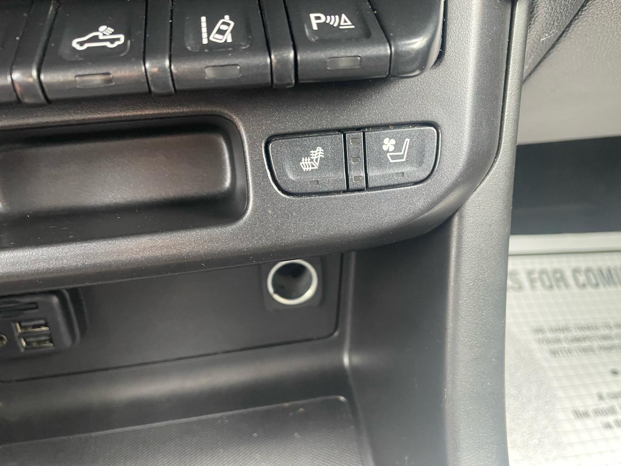 GMC Canyon Denali Crew Cab 4WD Long Box 2020