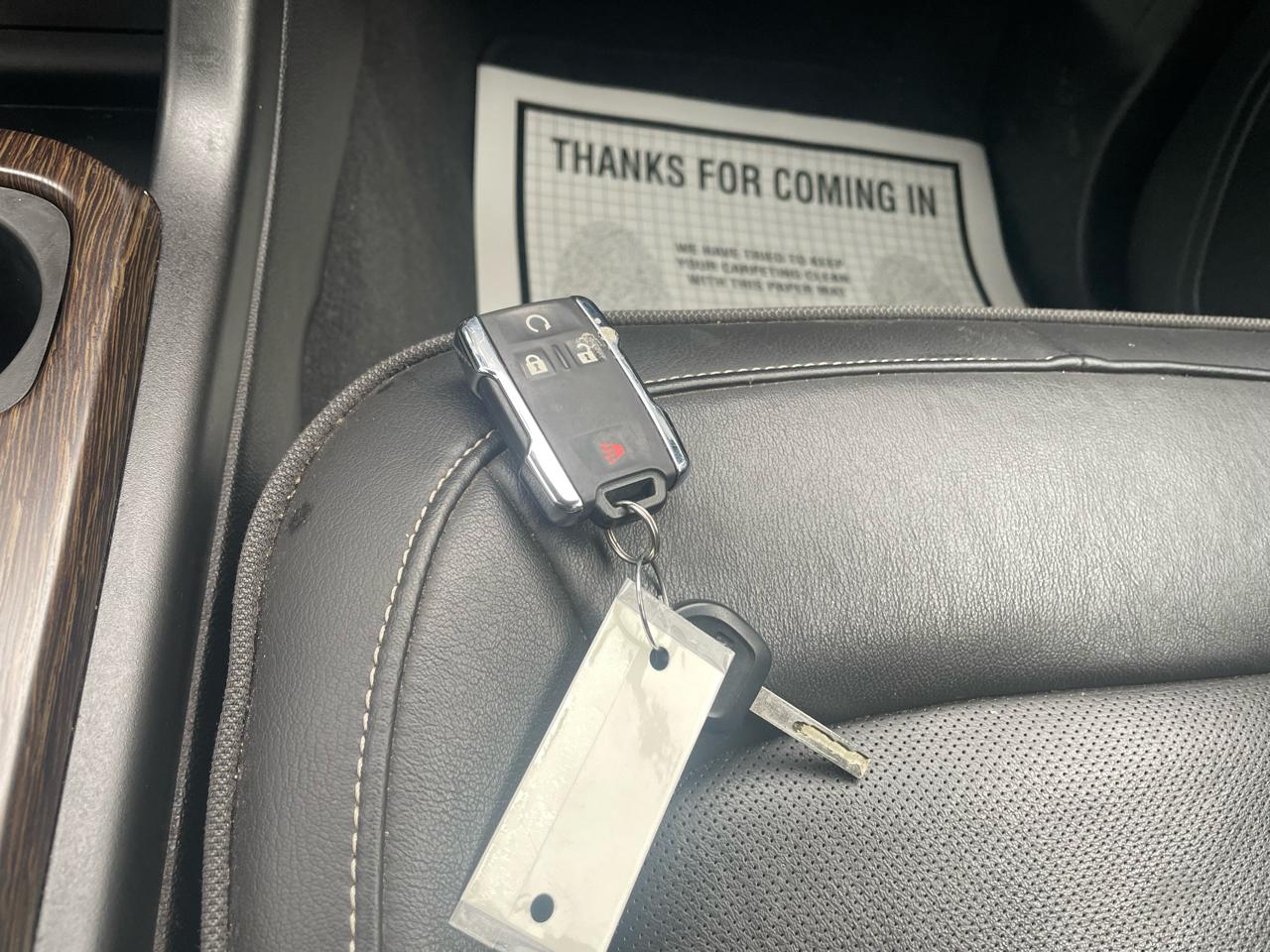 GMC Canyon Denali Crew Cab 4WD Long Box 2020