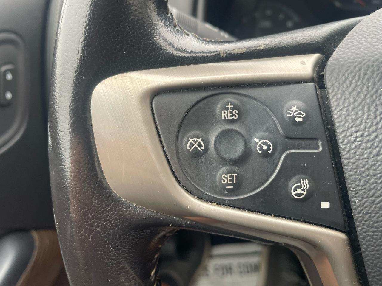 GMC Canyon Denali Crew Cab 4WD Long Box 2020