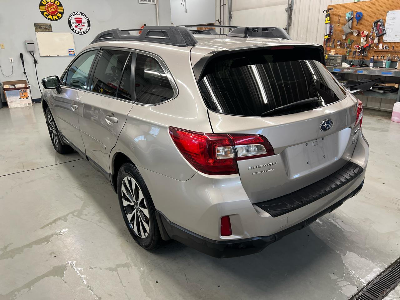 Subaru Outback 2.5i Limited 2017