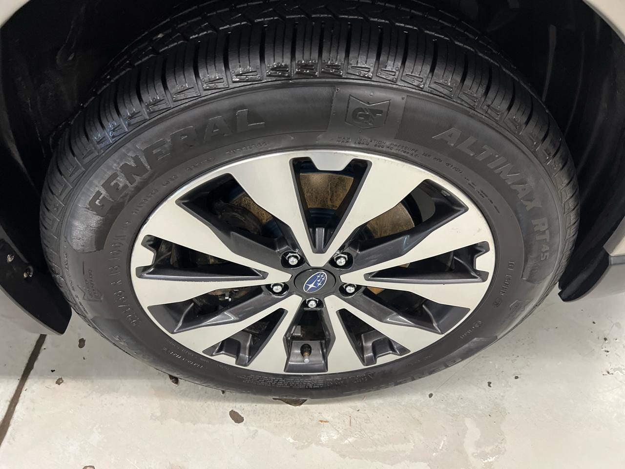 Subaru Outback 2.5i Limited 2017