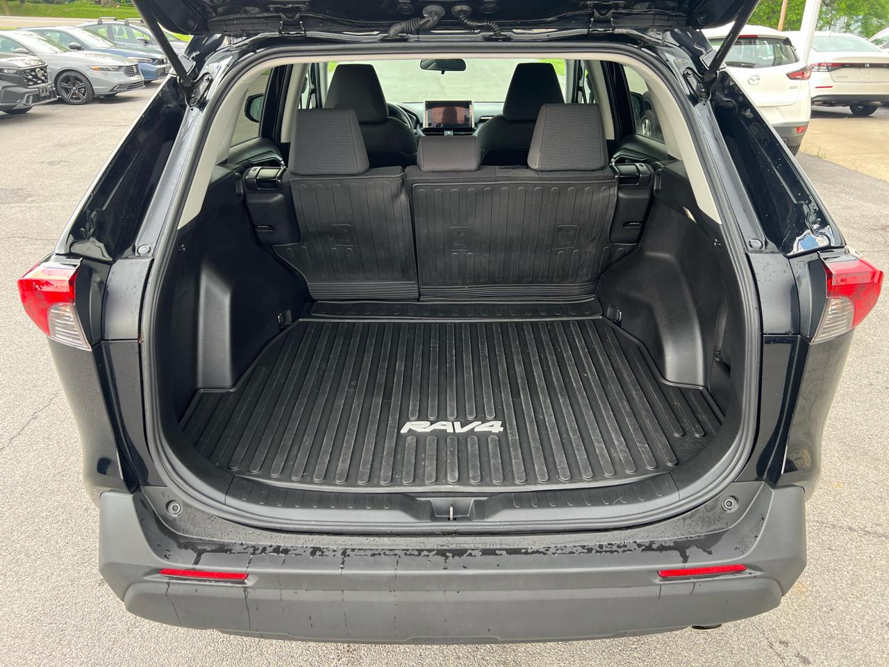 Toyota RAV4 Hybrid Hybrid LE AWD (Natl) 2024