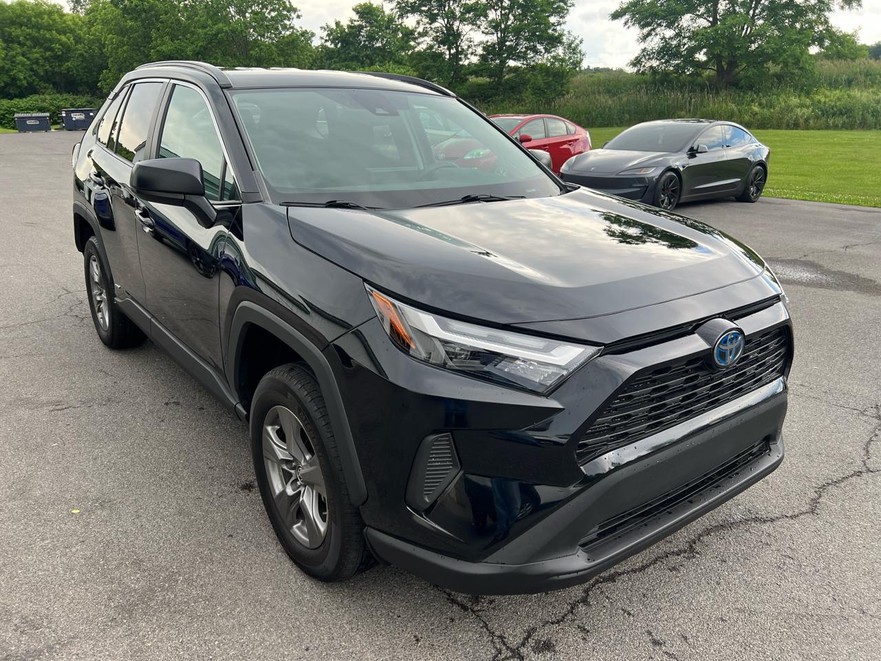 Toyota RAV4 Hybrid Hybrid LE AWD (Natl) 2024