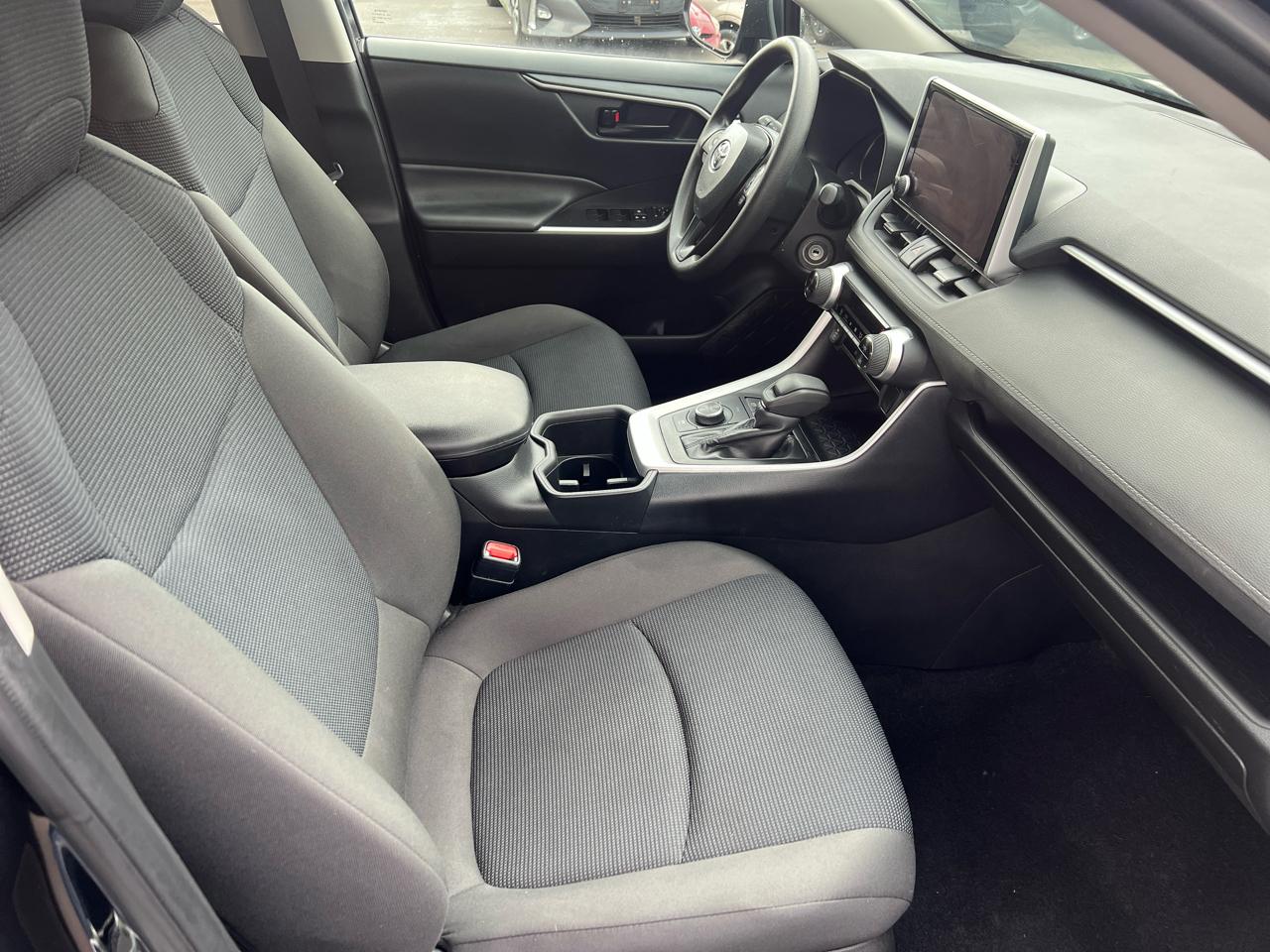 Toyota RAV4 Hybrid Hybrid LE AWD (Natl) 2024