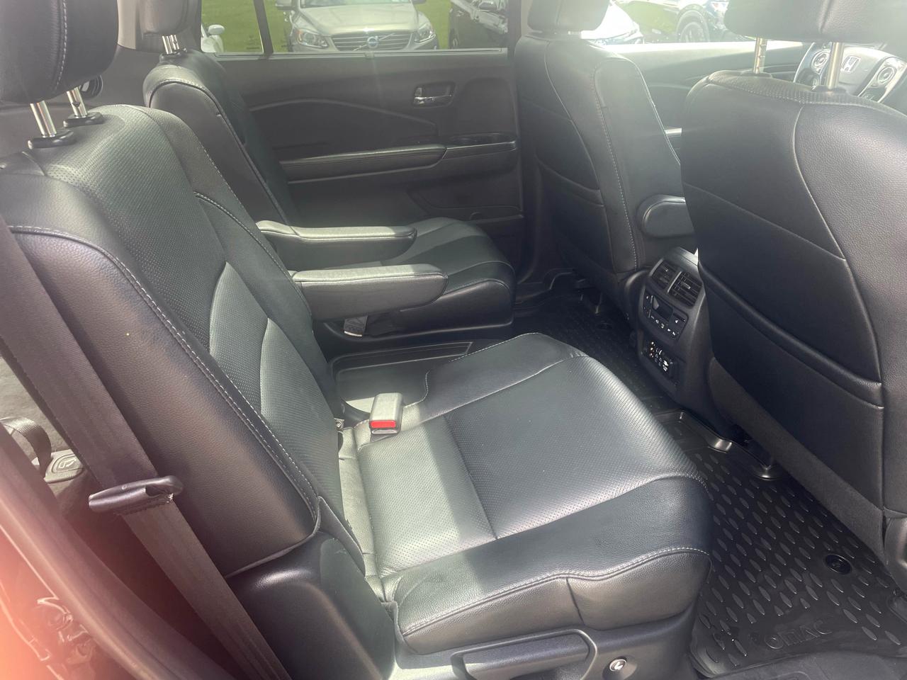 Honda Pilot Elite AWD 2017
