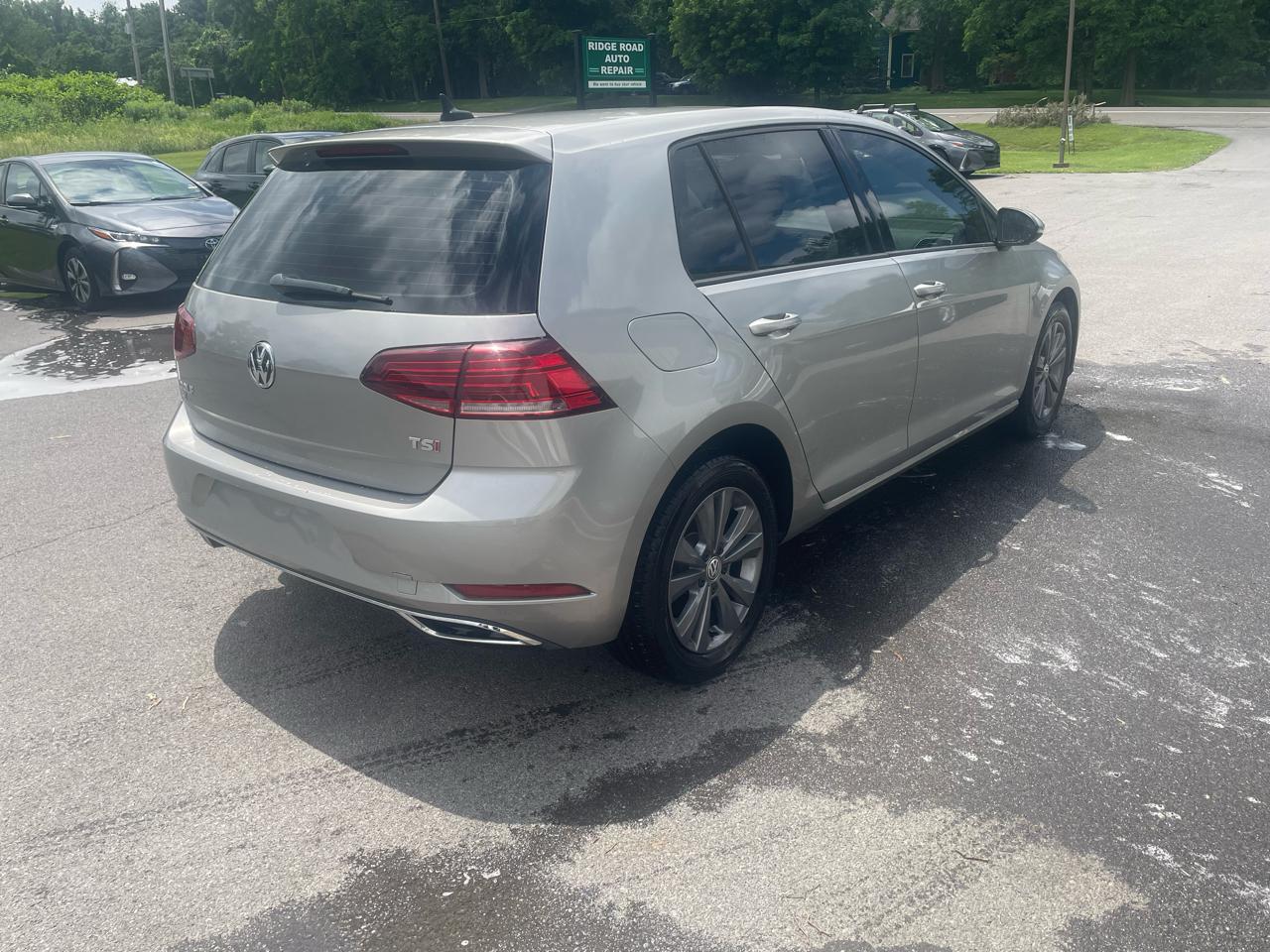 Volkswagen Golf TSI SE 6A 2018