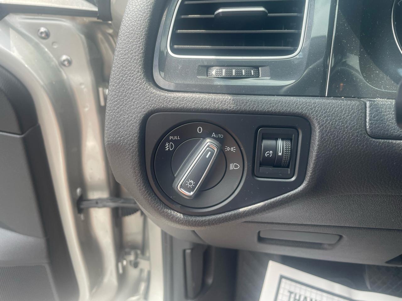 Volkswagen Golf TSI SE 6A 2018