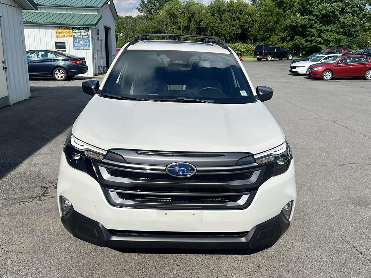 Subaru Forester Premium AWD 2025