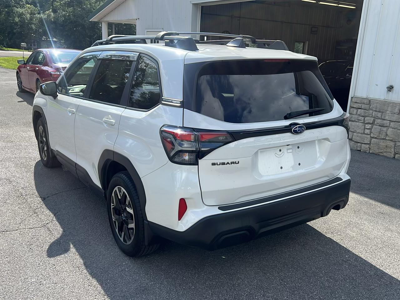 Subaru Forester Premium AWD 2025